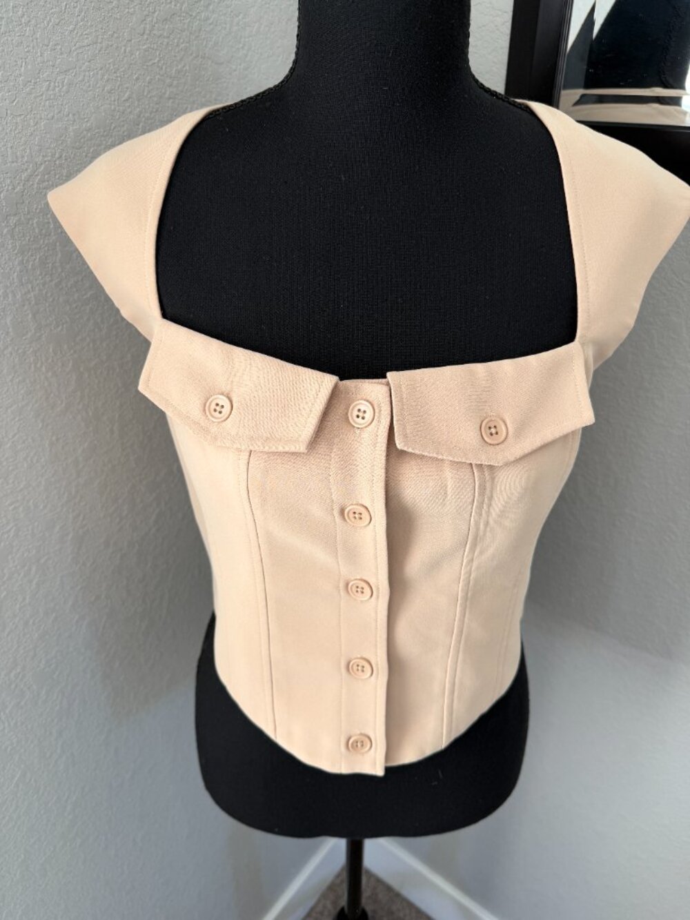 AMANDA UPRICHARD Reeves Vest Tan Top Medium - Picture 4 of 10